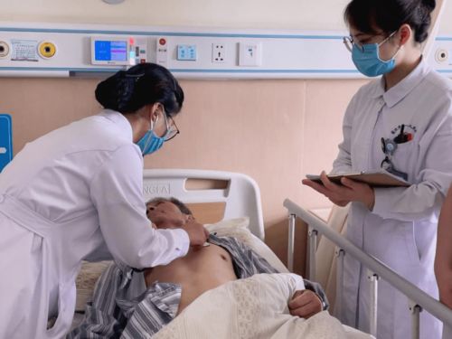 體驗換位思考，深化服務理念——市一院第二階段護理崗前培訓聚焦服務優化